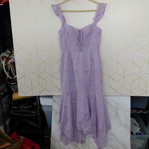 NWT WAYF lilac ruffle eyelet midi dress S - Picture 4 of 6